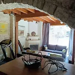 Stone Garden Oasis Вилла