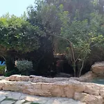 Вилла Stone Garden Oasis *