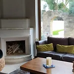 Вилла Stone Garden Oasis