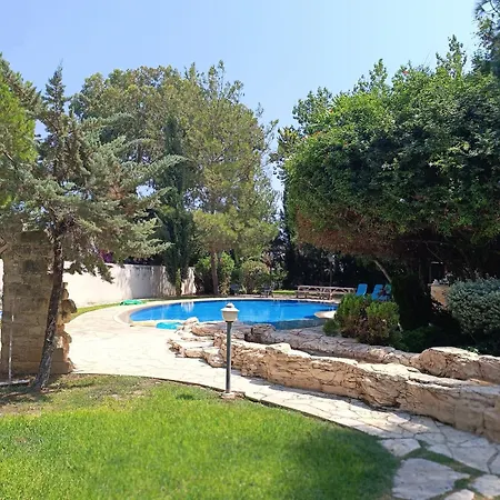 One Bedroom Semi-detached Stone-built With Beautiful Gardens And Pool
