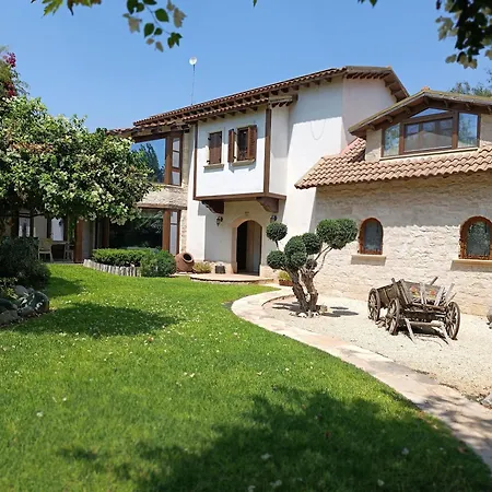 One Bedroom Semi-detached Stone-built With Beautiful Gardens And Pool Villa