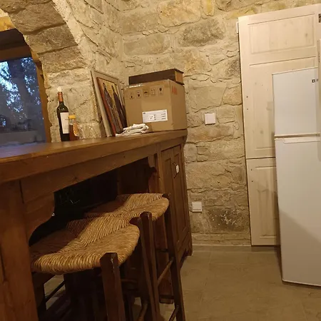 Stone Garden Oasis Willa *