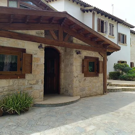 Stone Garden Oasis Лимасол
