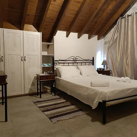 Stone Garden Oasis *