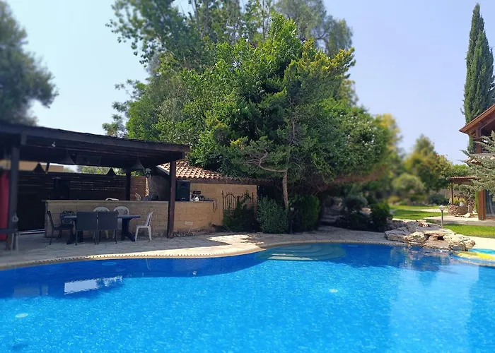 Stone Garden Oasis Vila *