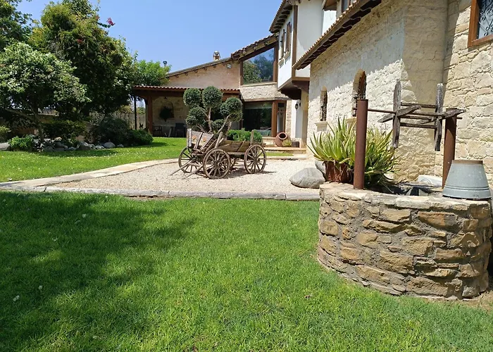 Stone Garden Oasis Vila *
