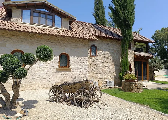 Stone Garden Oasis *