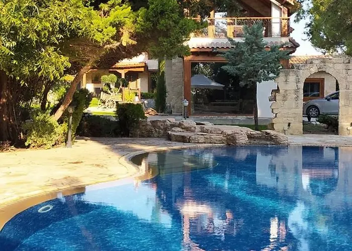 Stone Garden Oasis * Lemesos