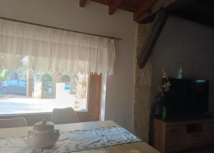 Vila Stone Garden Oasis