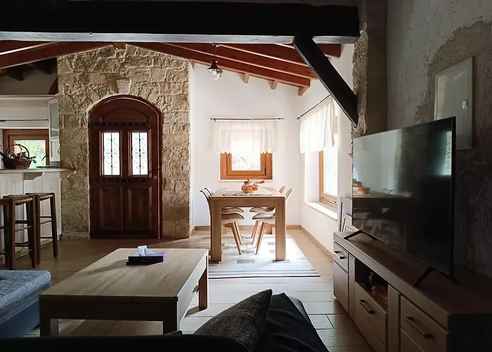 Stone Garden Oasis *