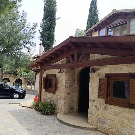 וילה Stone Garden Oasis לימסול